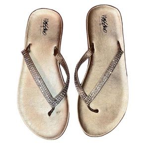 Gold bling flip flops bedazzled rhinestone sandals